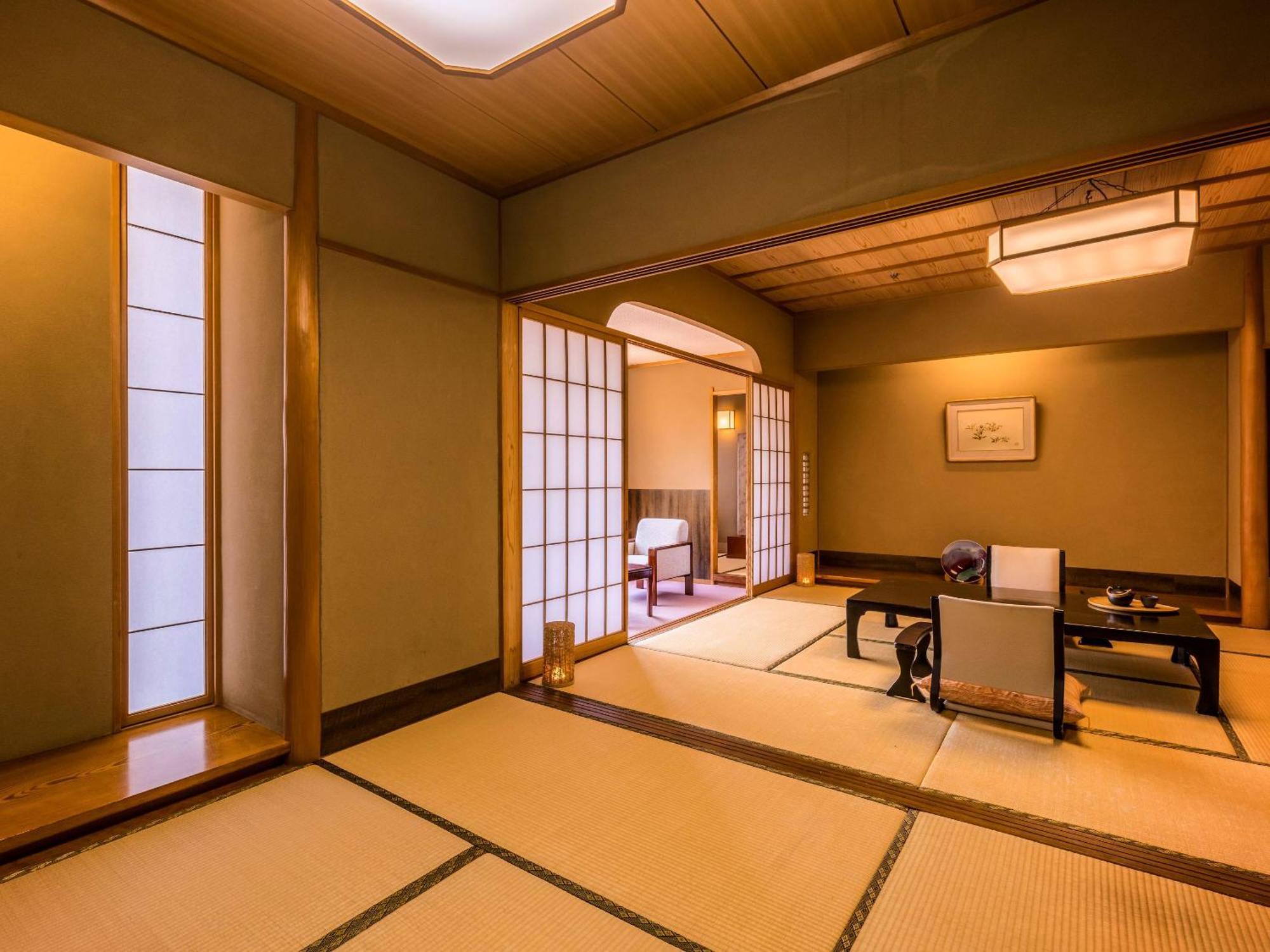 Ooedo Onsen Monogatari Premium Saiki Bekkan Misasa Room photo