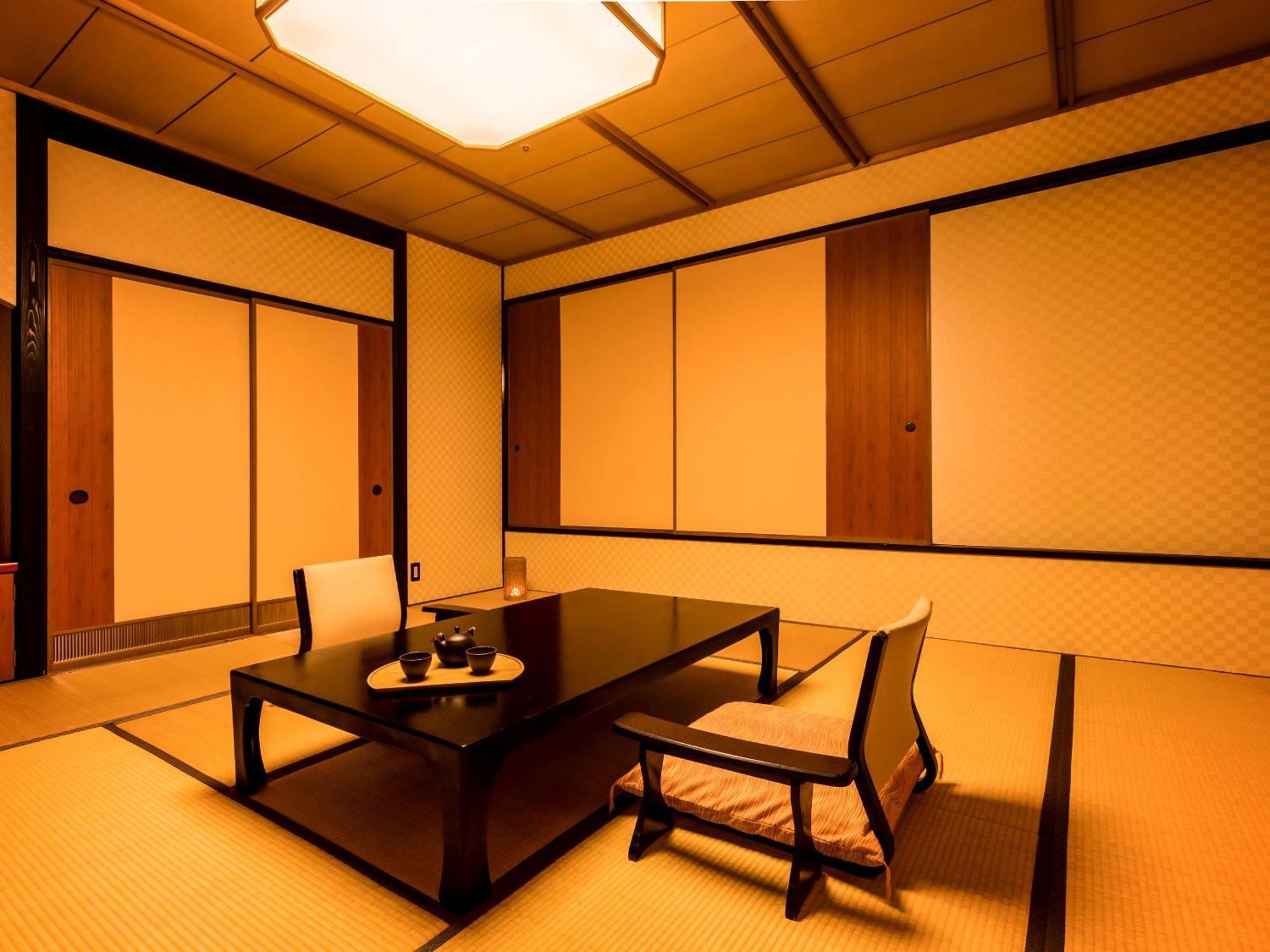 Ooedo Onsen Monogatari Premium Saiki Bekkan Misasa Room photo