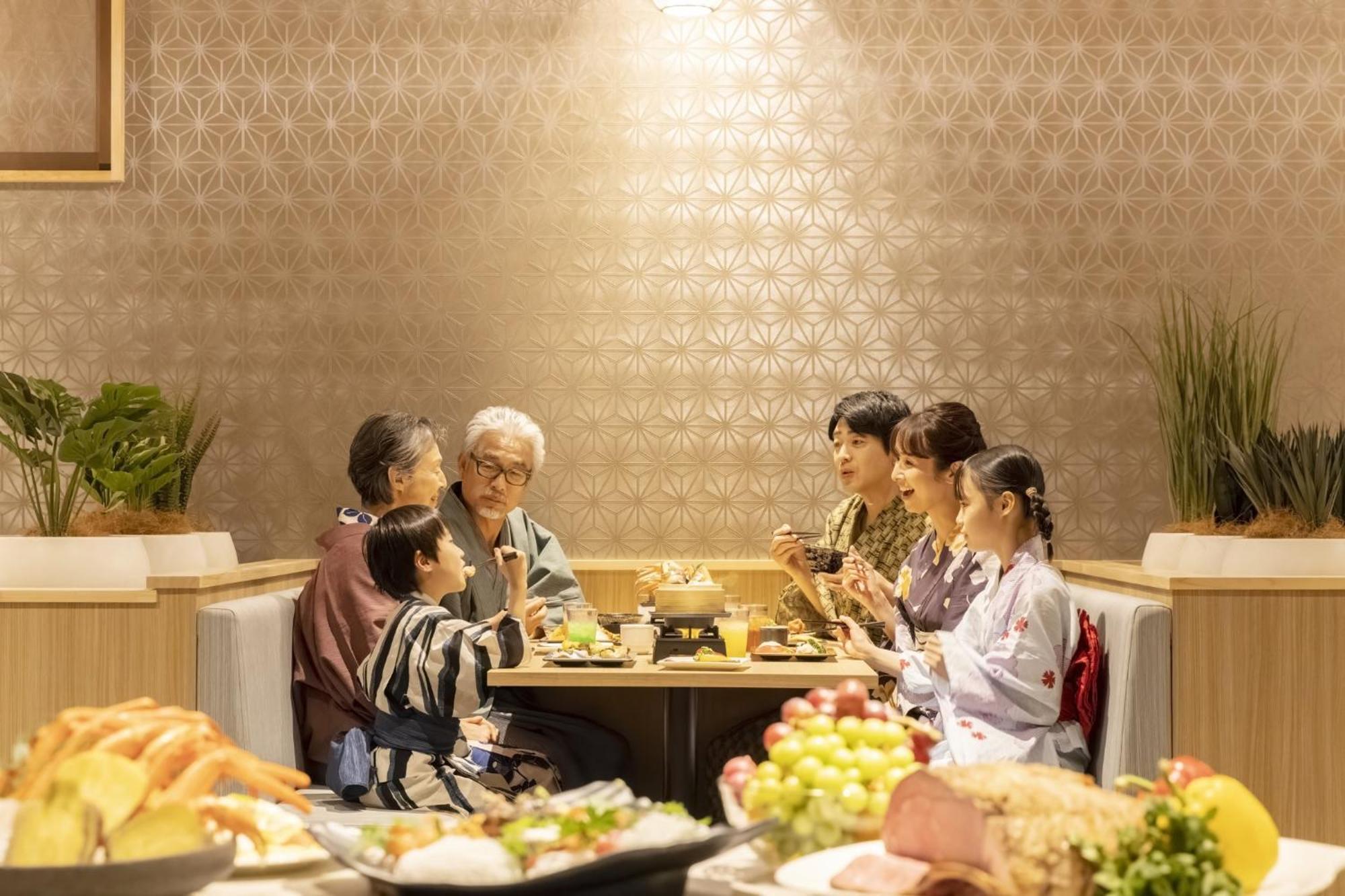 Ooedo Onsen Monogatari Premium Saiki Bekkan Misasa Exterior photo